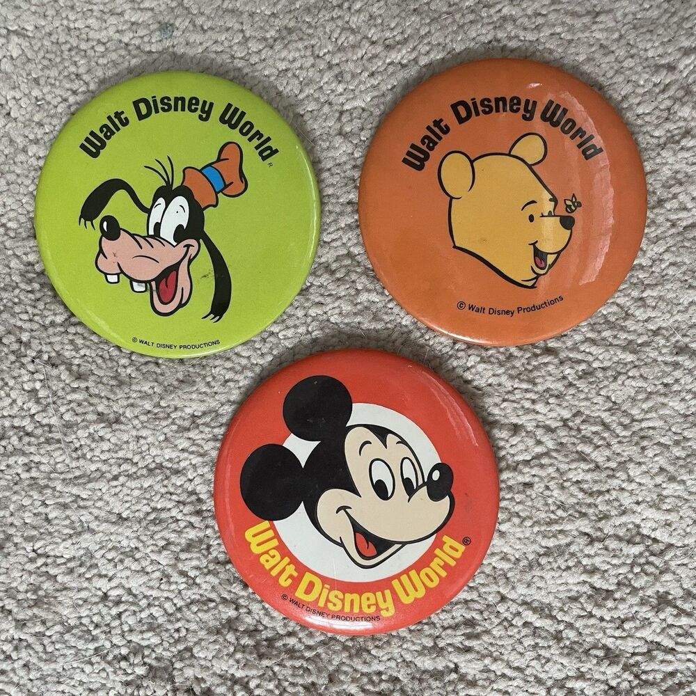 Walt Disney World Vintage Pins Lot Goofy, Winnie the Pooh, & Mickey Mouse 3.5in